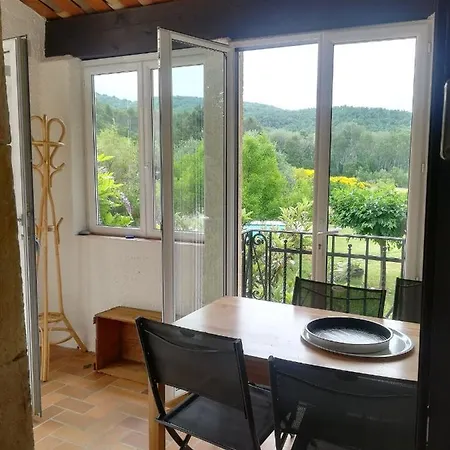 Bed & Breakfast Les Genets De La Valdaine